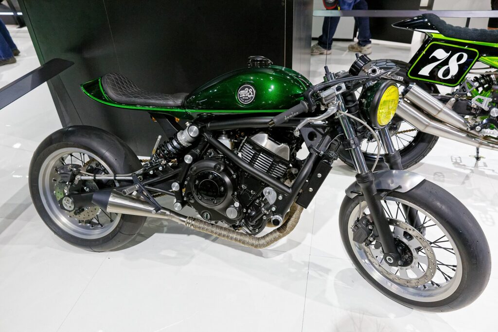 Kawasaki Vulcan S Gray photo 3 Iron Rent Bali