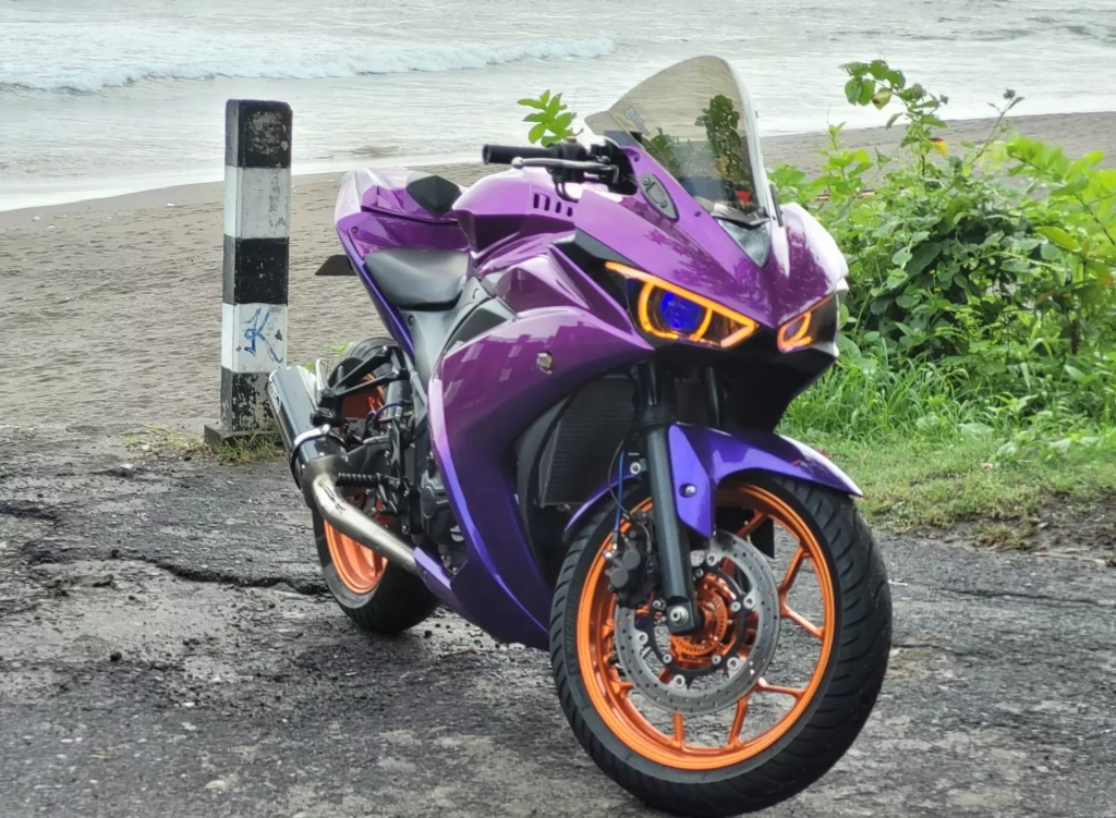 Yamaha YZF-R25 Purple photo 9 Iron Rent Bali