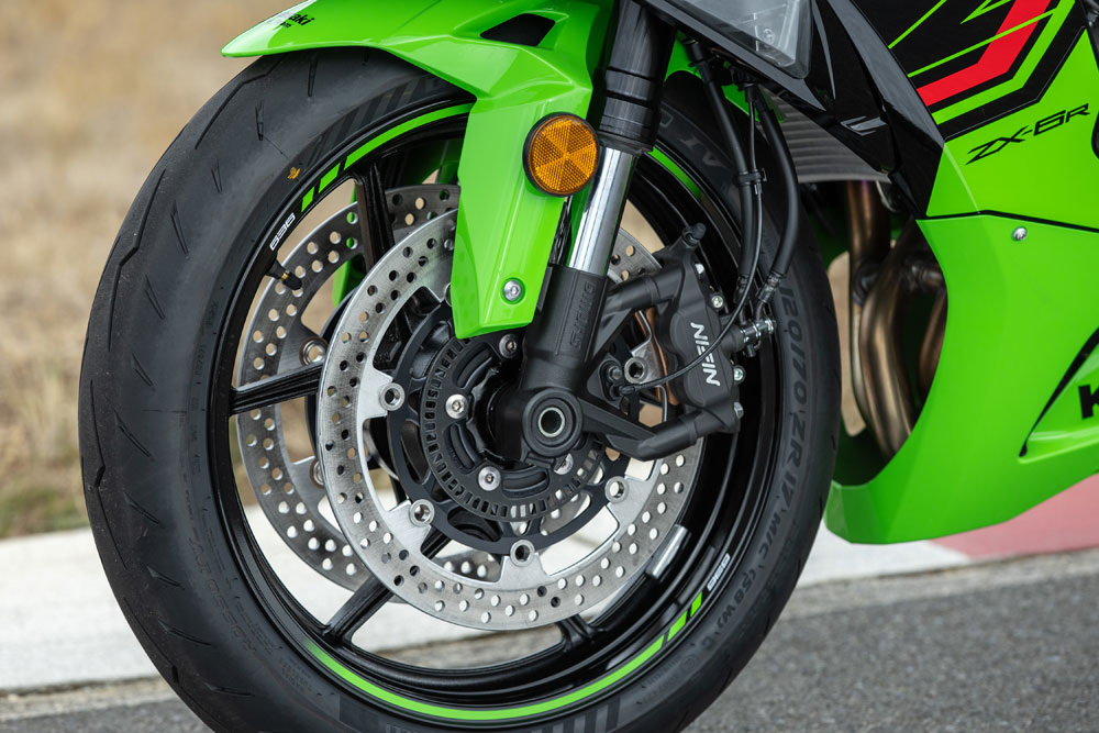 Kawasaki Ninja ZX-6R photo 10 Iron Rent Bali