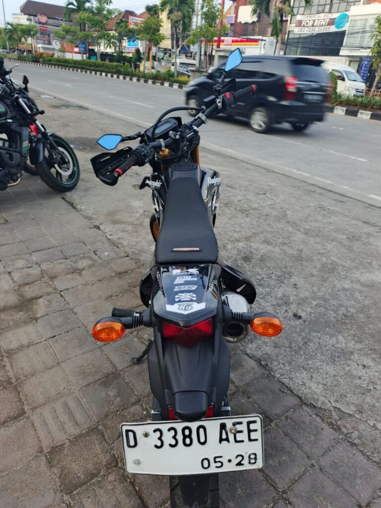 Kawasaki KLX 230 Green rental Bali