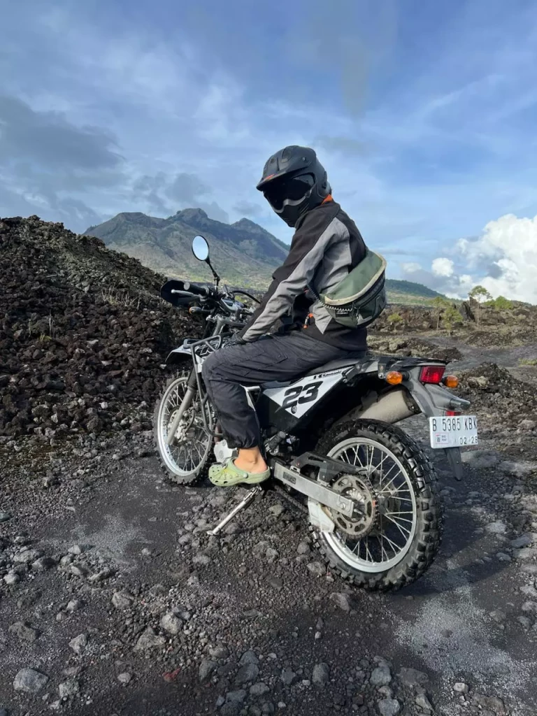 Black Lava Bike Tour — 1 Day (11)