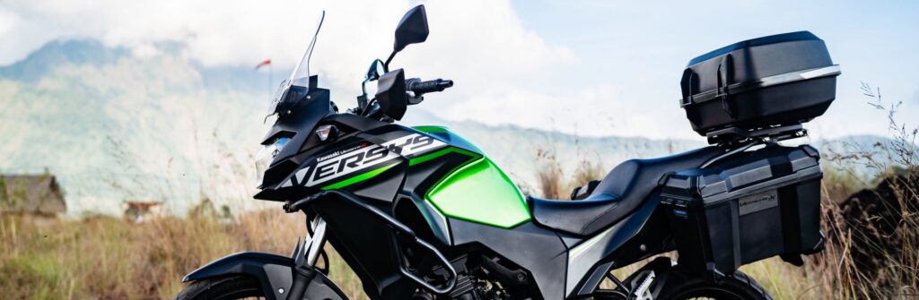 Kawasaki Versys-X 250 Black photo 2 Iron Rent Bali