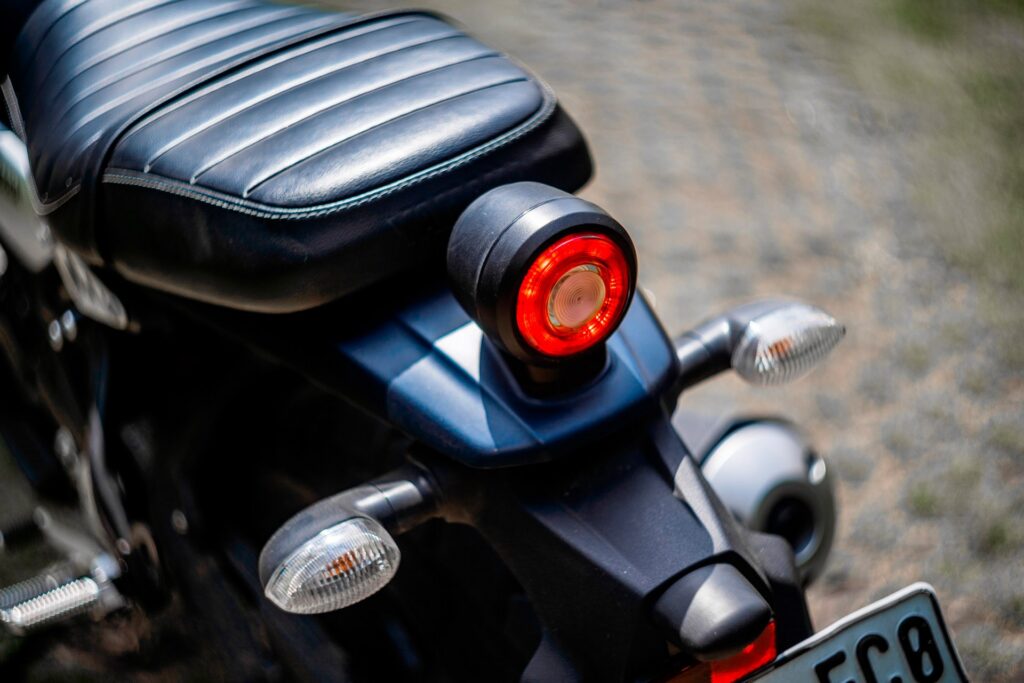 Yamaha XSR 155 Blue photo 4 Iron Rent Bali