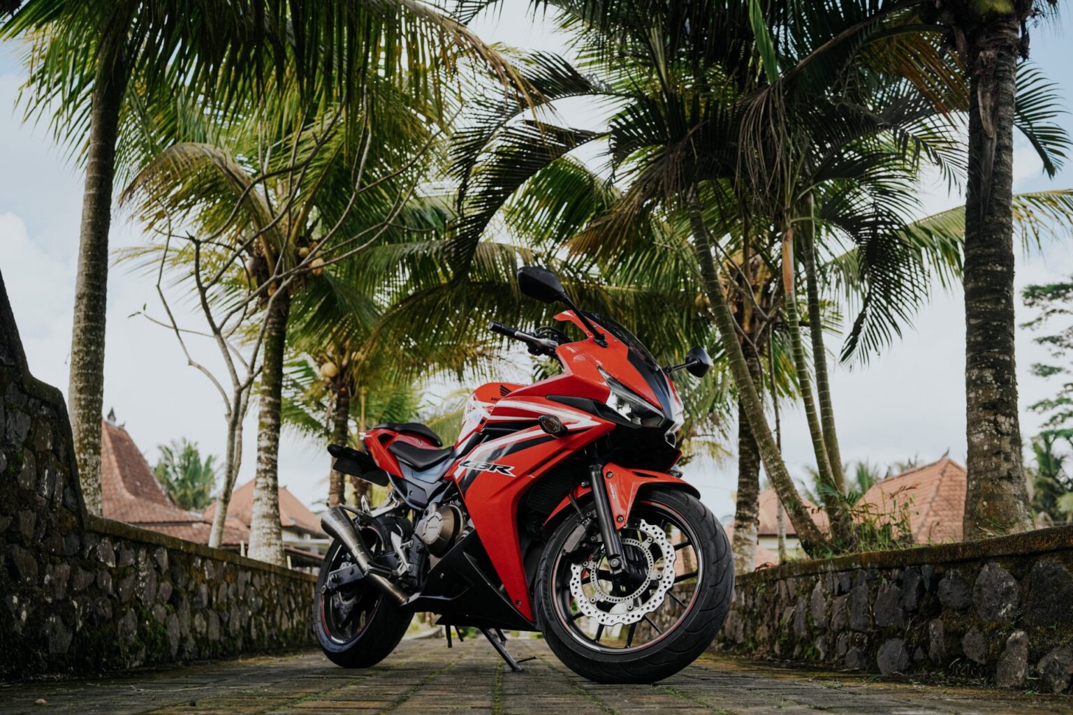 Honda CBR500R photo 2 Iron Rent Bali
