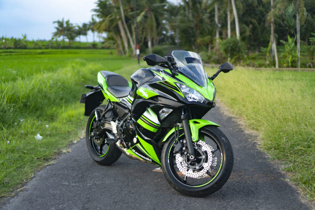 Kawasaki Ninja 650 photo 3 Iron Rent Bali
