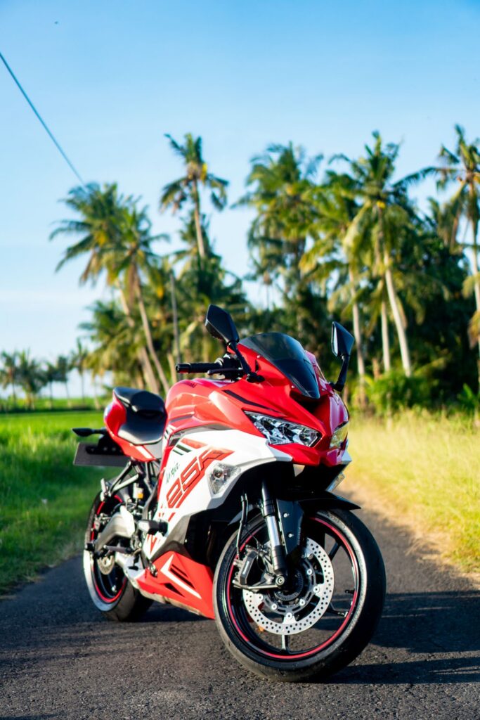 Kawasaki Ninja ZX-25R SE Red photo 5 Iron Rent Bali