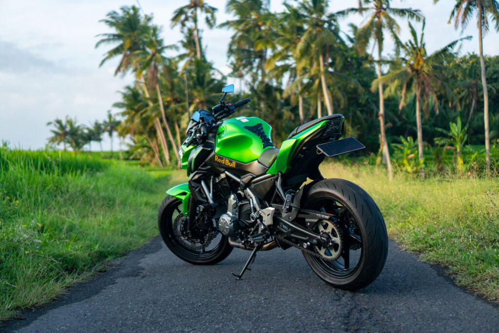 Kawasaki Z650 photo 5 Iron Rent Bali