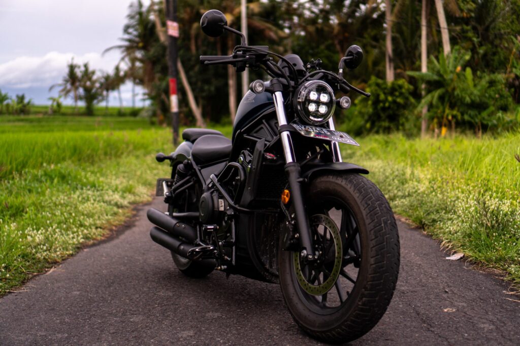 Honda Rebel 500 Dark Blue photo 2 Iron Rent Bali