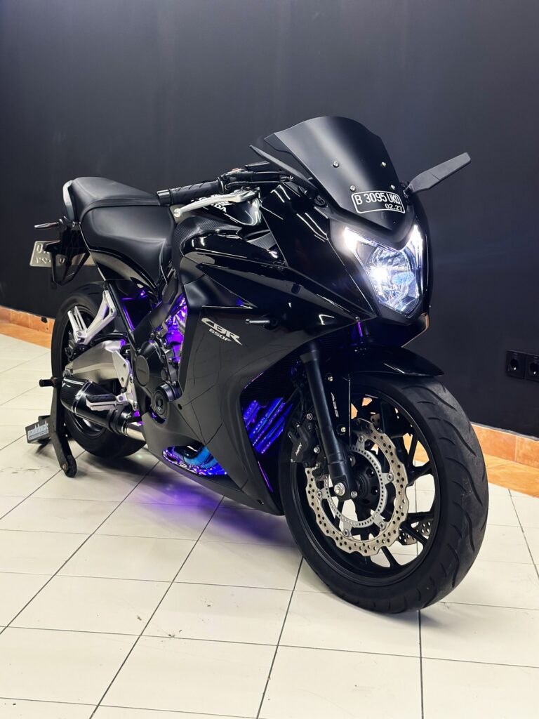 Honda CBR650F photo 5 Iron Rent Bali