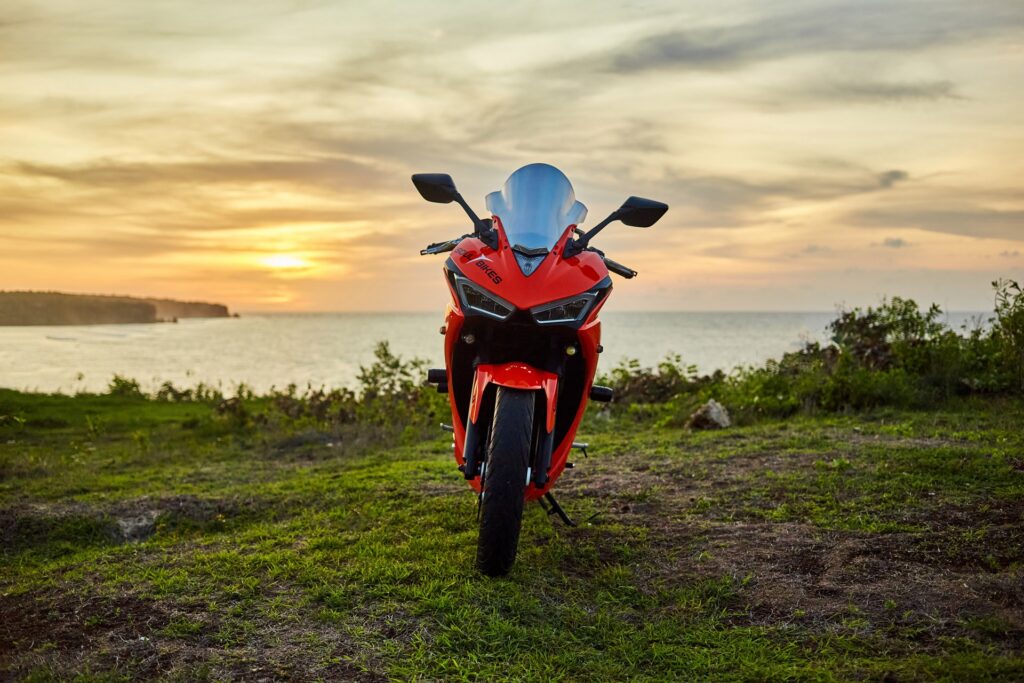 Yamaha YZF-R25 Orange photo 5 Iron Rent Bali