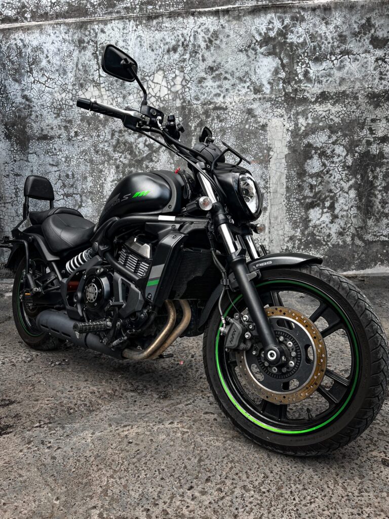 Kawasaki Vulcan S Black photo 2 Iron Rent Bali