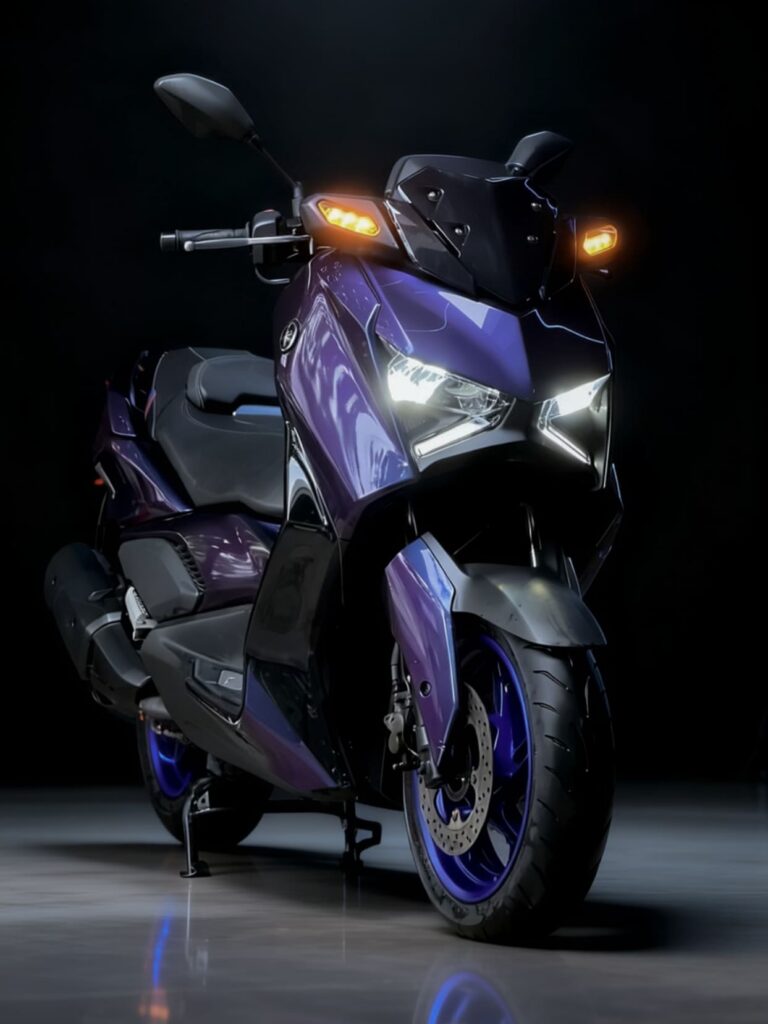 Yamaha XMAX 250 Blue photo 3 Iron Rent Bali