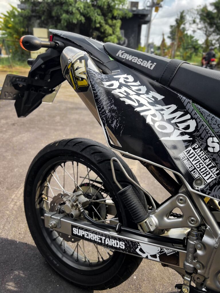 Kawasaki KLX 150 Green photo 4 Iron Rent Bali
