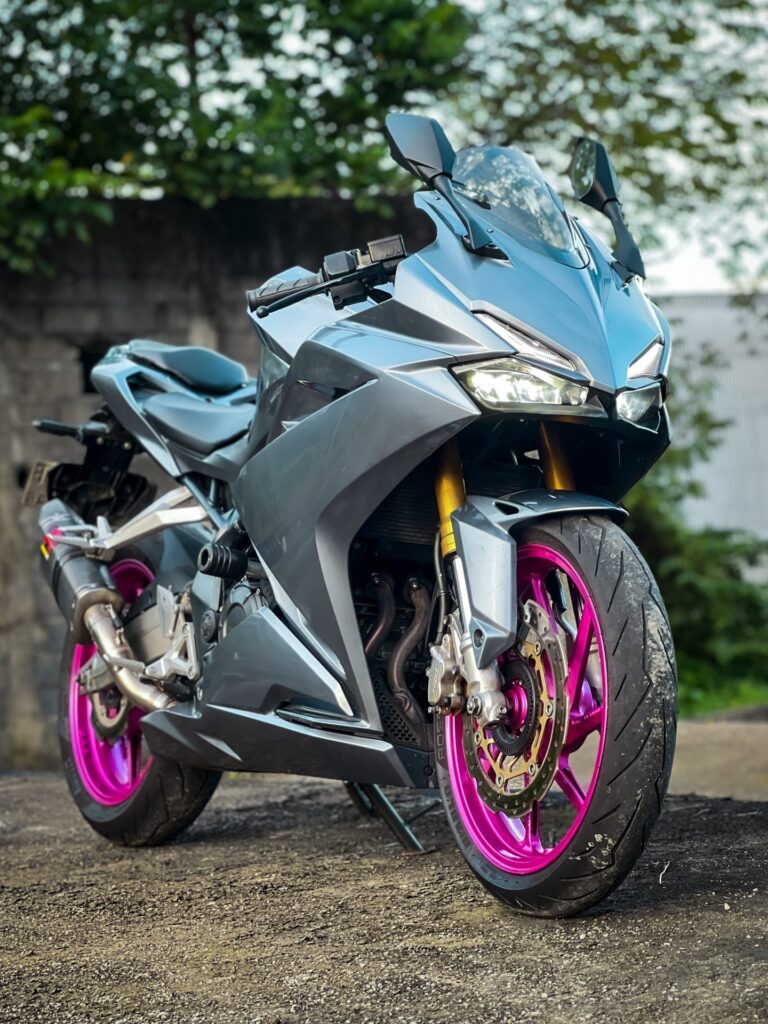 Honda CBR250RR SP Black photo 5 Iron Rent Bali