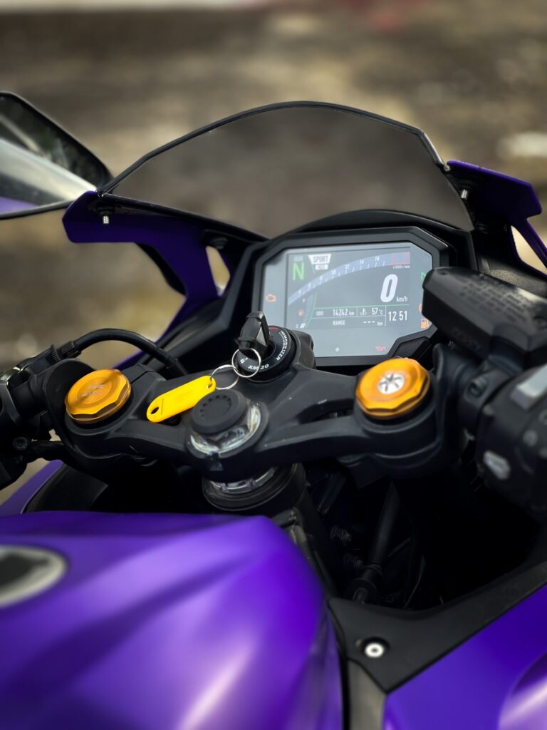 Kawasaki Ninja ZX-25RR Purple photo 11 Iron Rent Bali