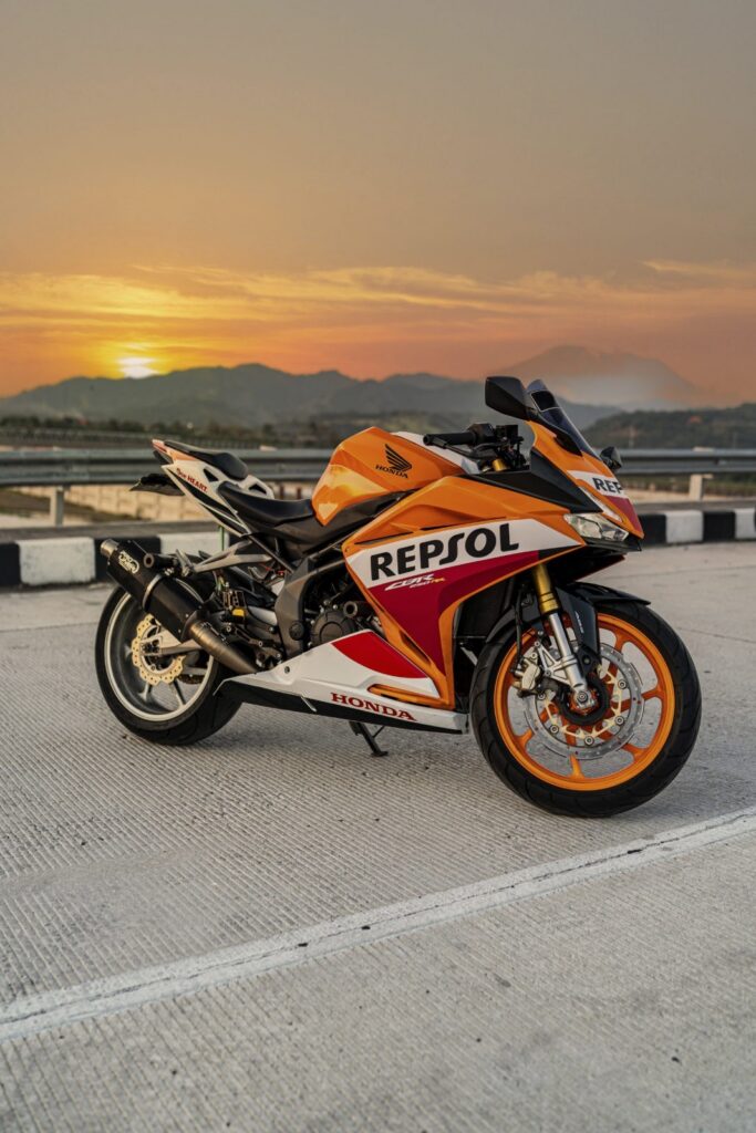 Honda CBR250RR Repsol photo 3 Iron Rent Bali