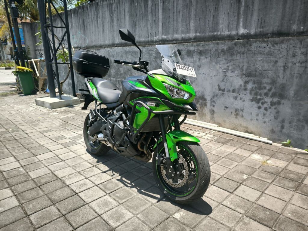 Kawasaki Versys 650 photo 3 Iron Rent Bali