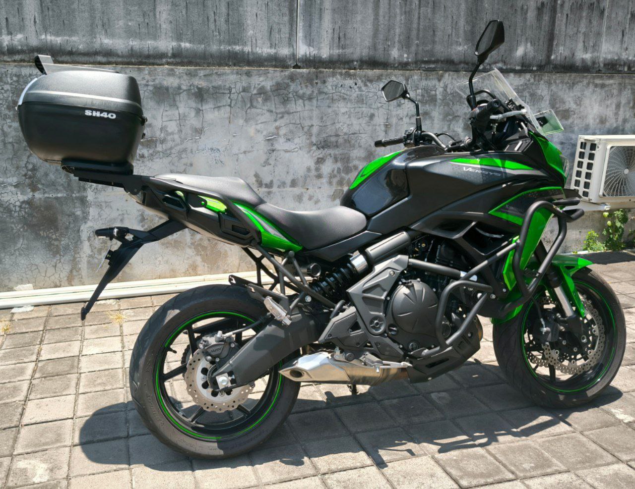 Kawasaki Versys 650 photo 2 Iron Rent Bali