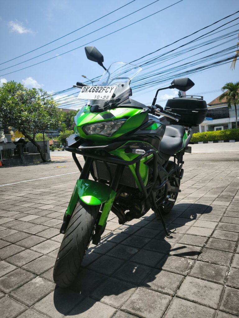 Kawasaki Versys 650 photo 5 Iron Rent Bali