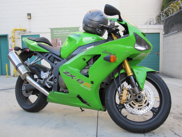 Kawasaki Ninja 650 Black photo 2 Iron Rent Bali