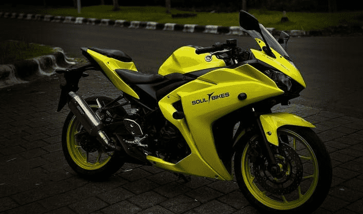 Yamaha YZF-R25 Yellow rental Bali