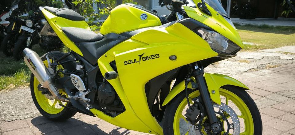 Yamaha YZF-R25 Yellow photo 2 Iron Rent Bali