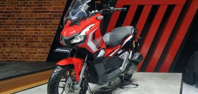 Honda ADV 150 photo 4 Iron Rent Bali
