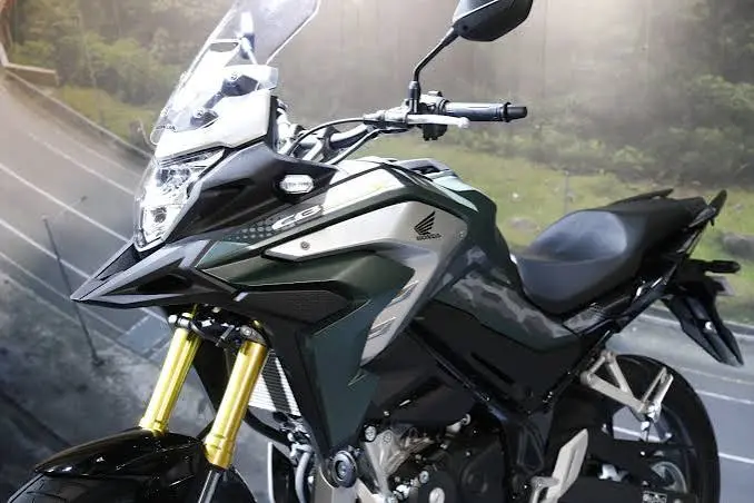 Honda CB150X Green photo 5 Iron Rent Bali