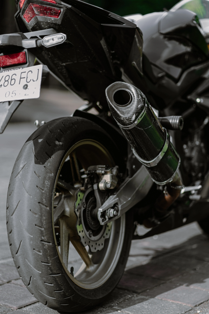 Honda CBR250RR Black photo 7 Iron Rent Bali