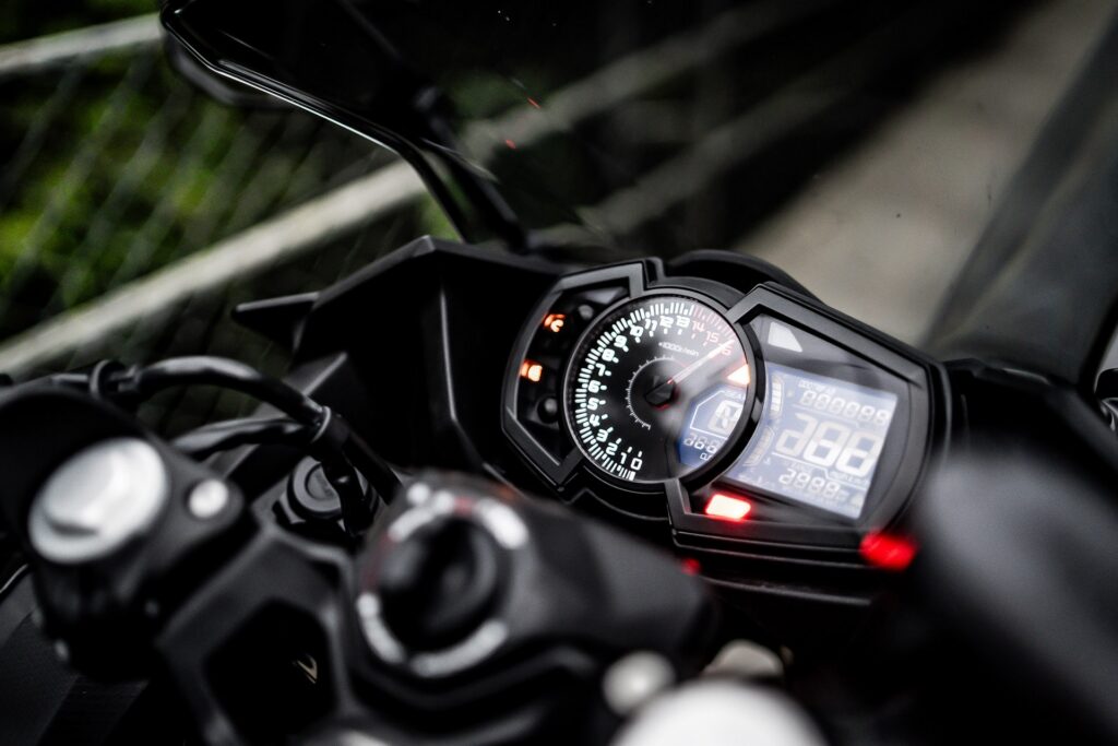 Kawasaki Ninja 250 Black photo 9 Iron Rent Bali