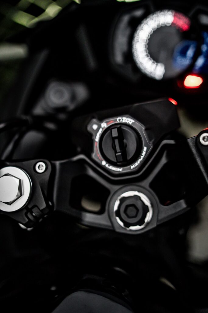 Kawasaki Ninja 250 Black photo 10 Iron Rent Bali