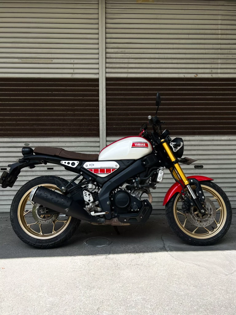 Yamaha XSR 155 Red photo 4 Iron Rent Bali