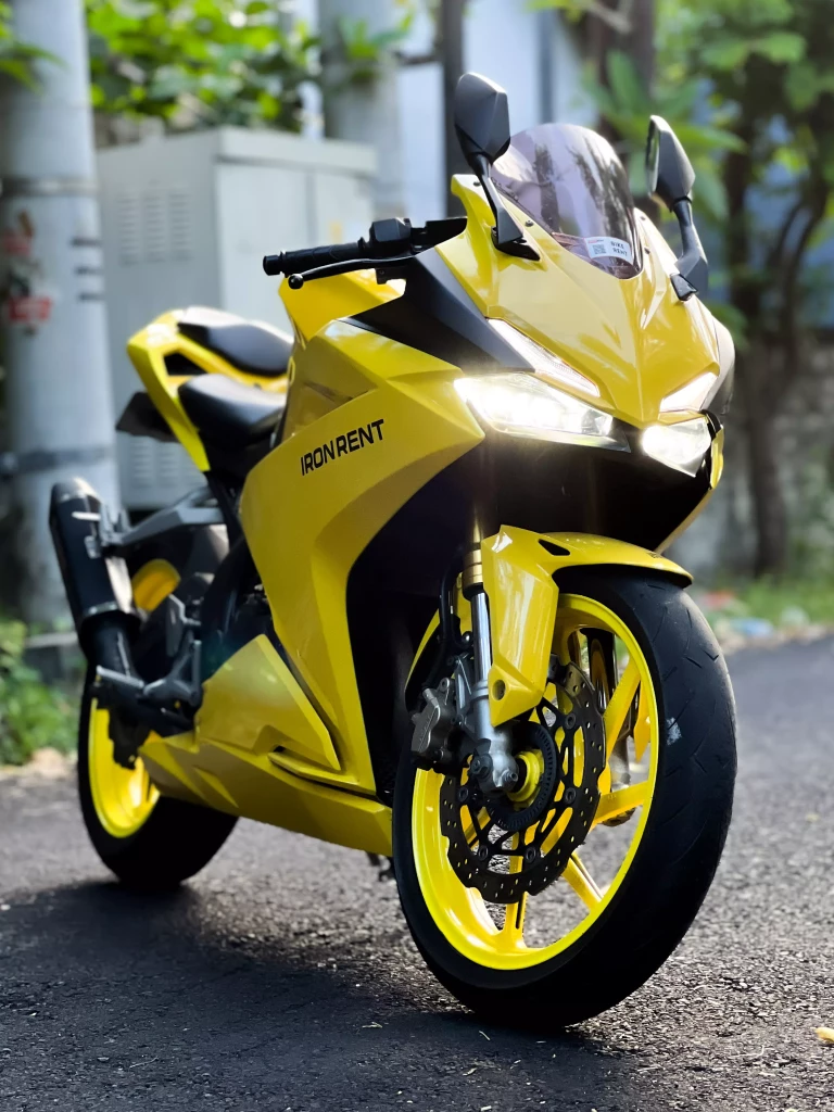 Honda CBR250RR SP Yellow photo 7 Iron Rent Bali