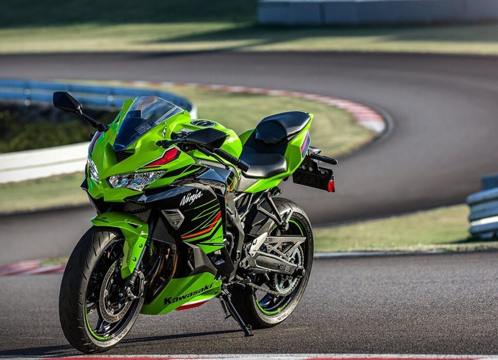 Kawasaki Ninja ZX-4RR photo 2 Iron Rent Bali