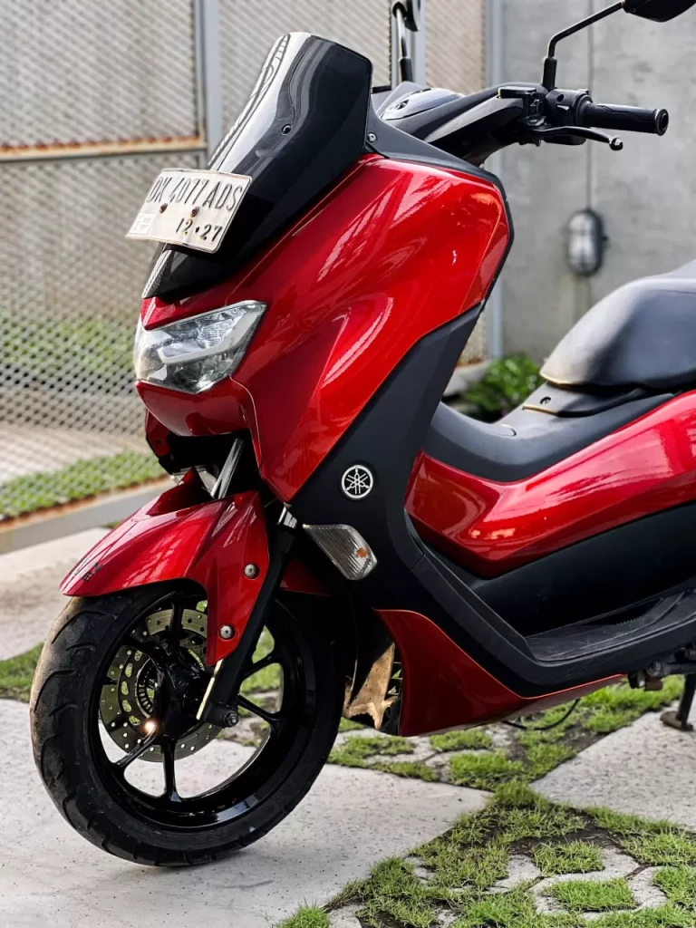 Yamaha NMAX 155 Red photo 2 Iron Rent Bali