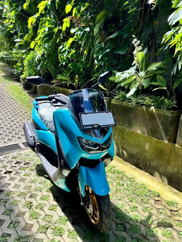 Yamaha NMAX 155 Blue photo 2 Iron Rent Bali