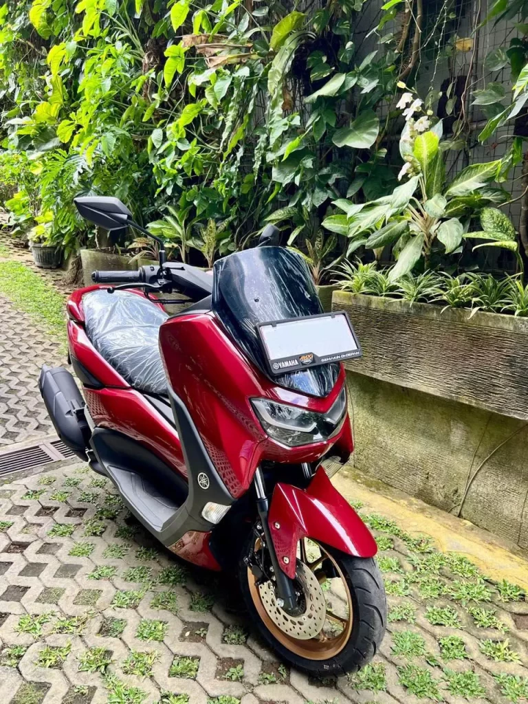 Yamaha NMAX 155 Vulcano red rental Bali