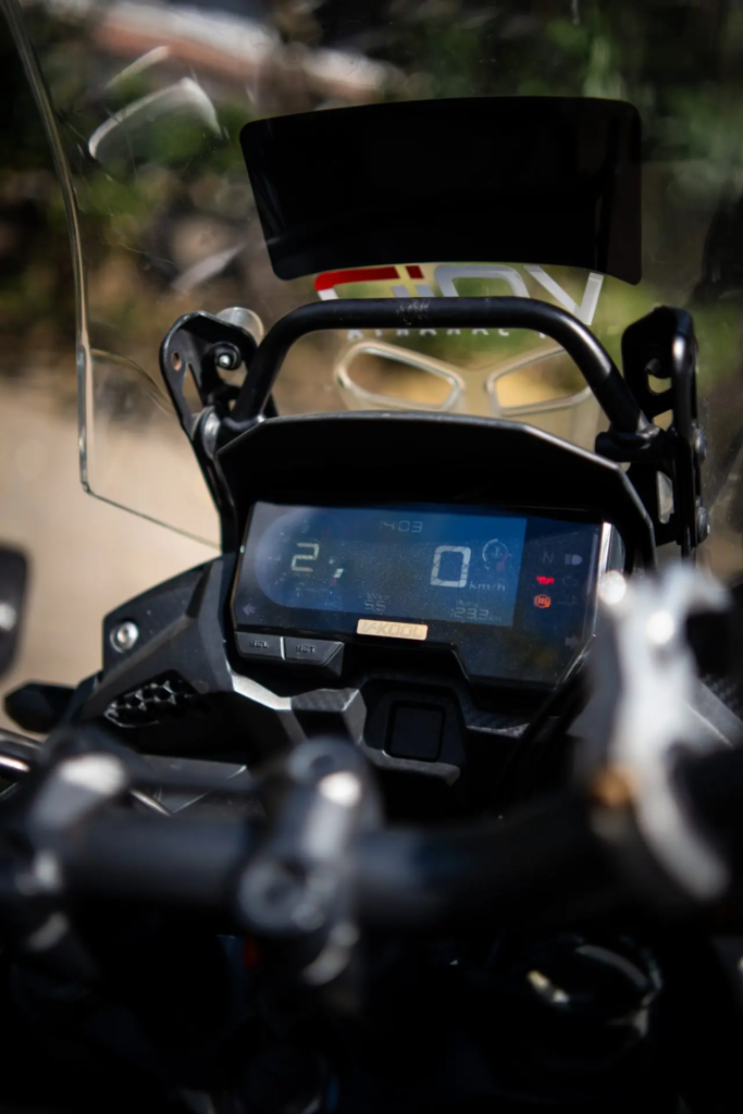 Honda CB500X Black photo 2 Iron Rent Bali