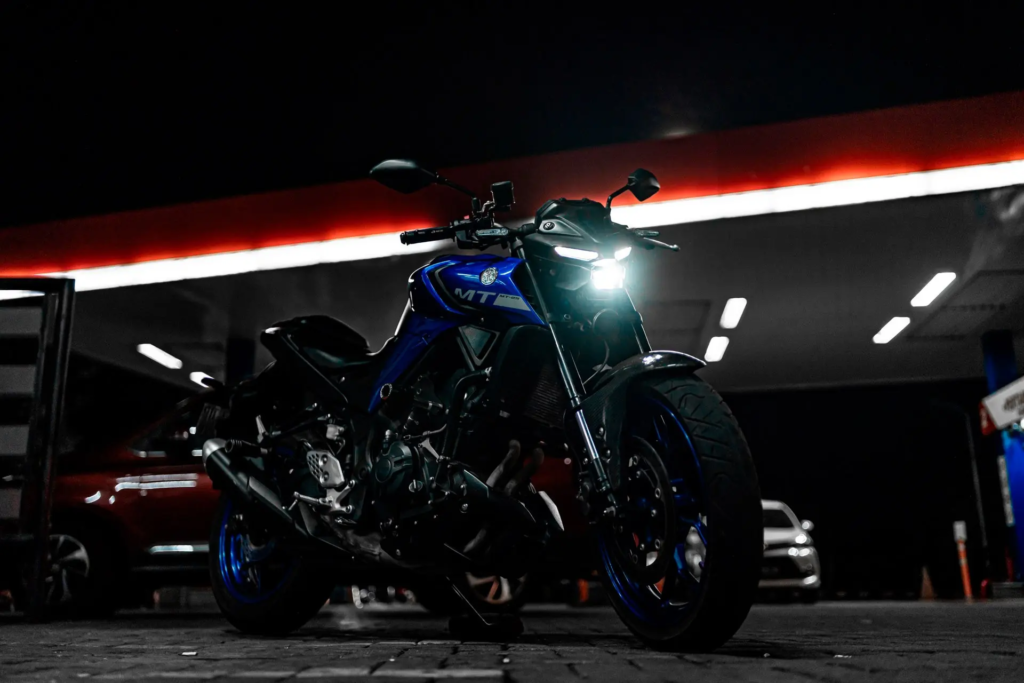 Yamaha MT-25 Dark Blue photo 4 Iron Rent Bali