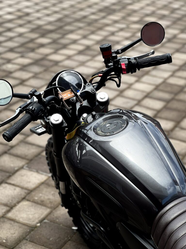 Yamaha XSR 155 Custom photo 2 Iron Rent Bali