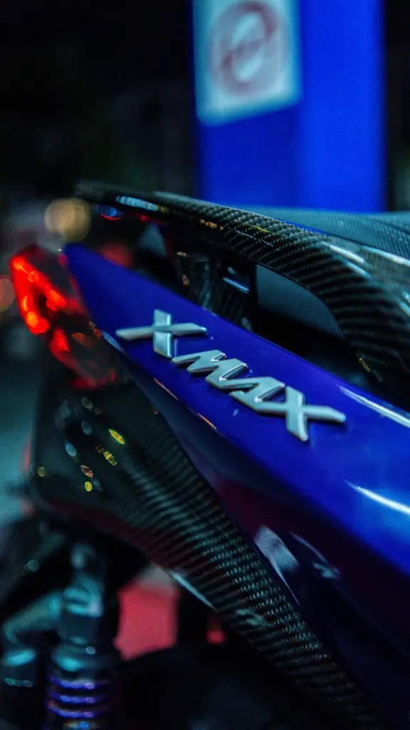 Yamaha XMAX 250 Purple photo 7 Iron Rent Bali