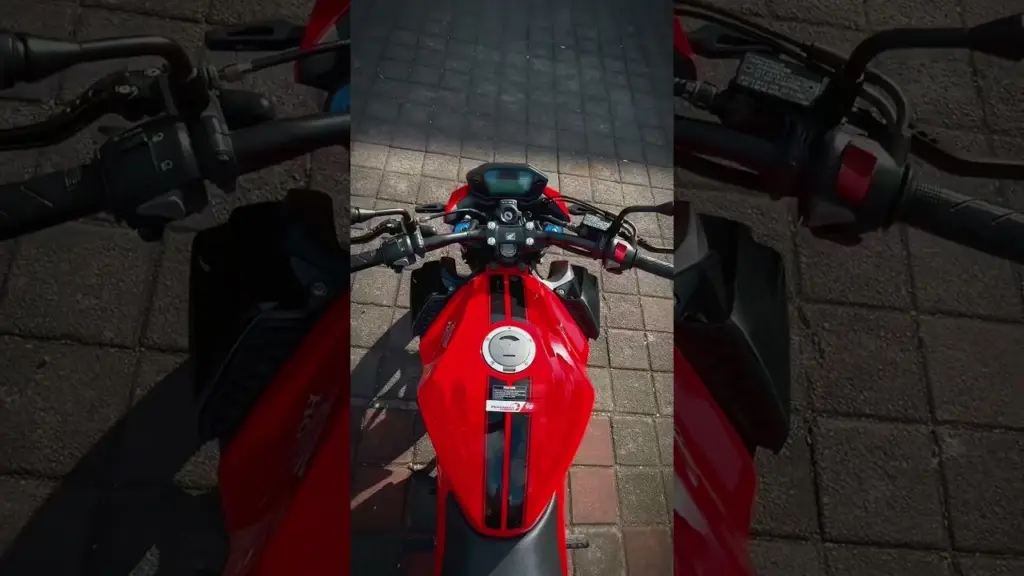 Honda CB500F for rent in Bali