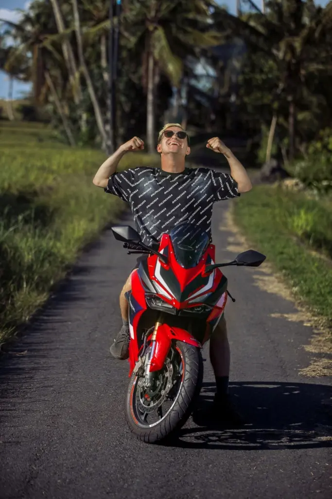 Iron Rent customer on a red Honda CBR in Bali