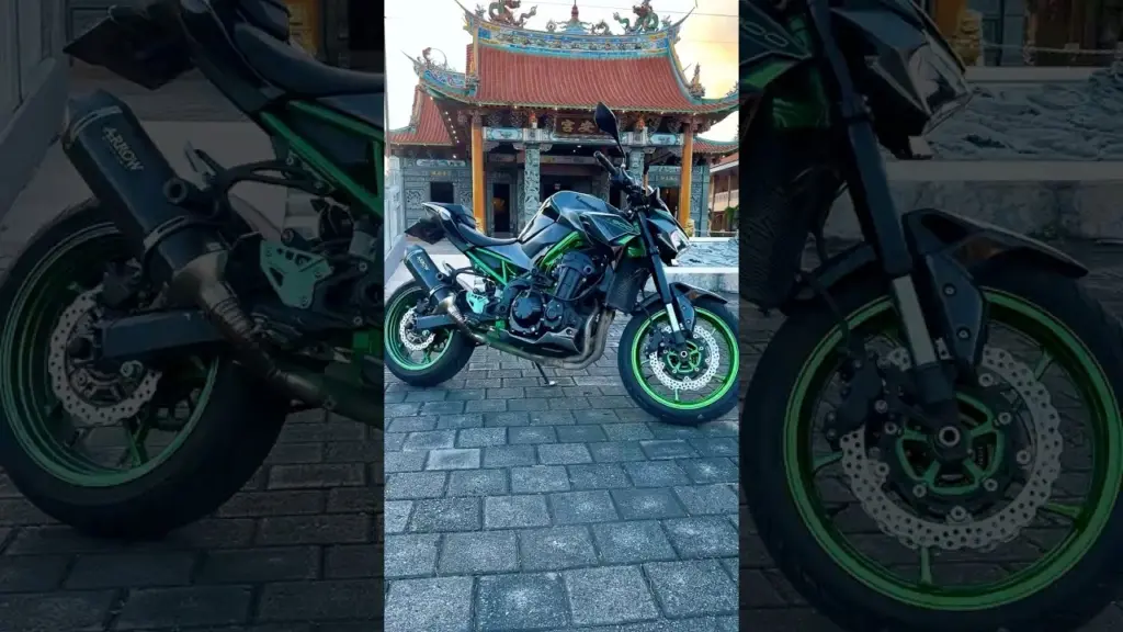 Kawasaki Z900 super naked