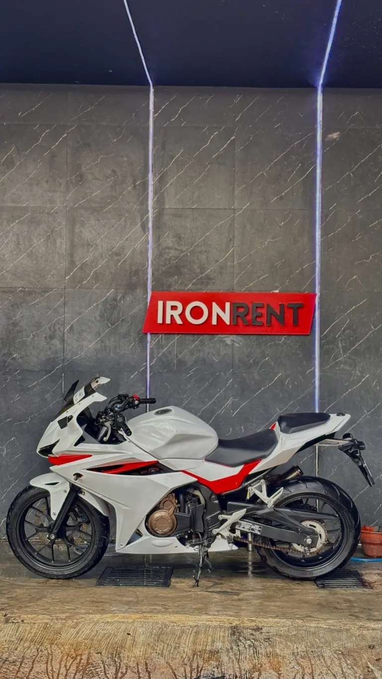 Honda CBR500R White photo 3 Iron Rent Bali