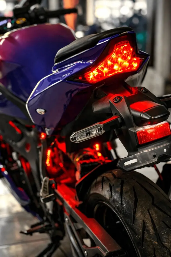 Kawasaki Ninja ZX-25RR Akrapovic Custom photo 4 Iron Rent Bali