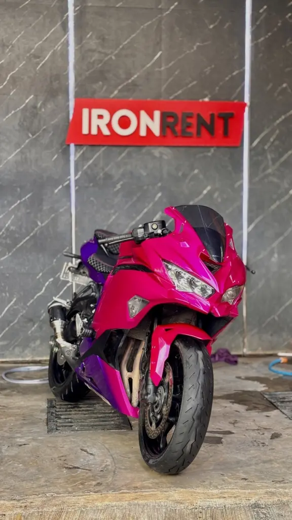 Kawasaki ZX-25RR — pink-to-purple fade