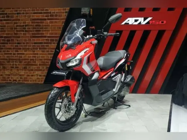 Honda ADV 160 2026 Red motorcycle rental Bali