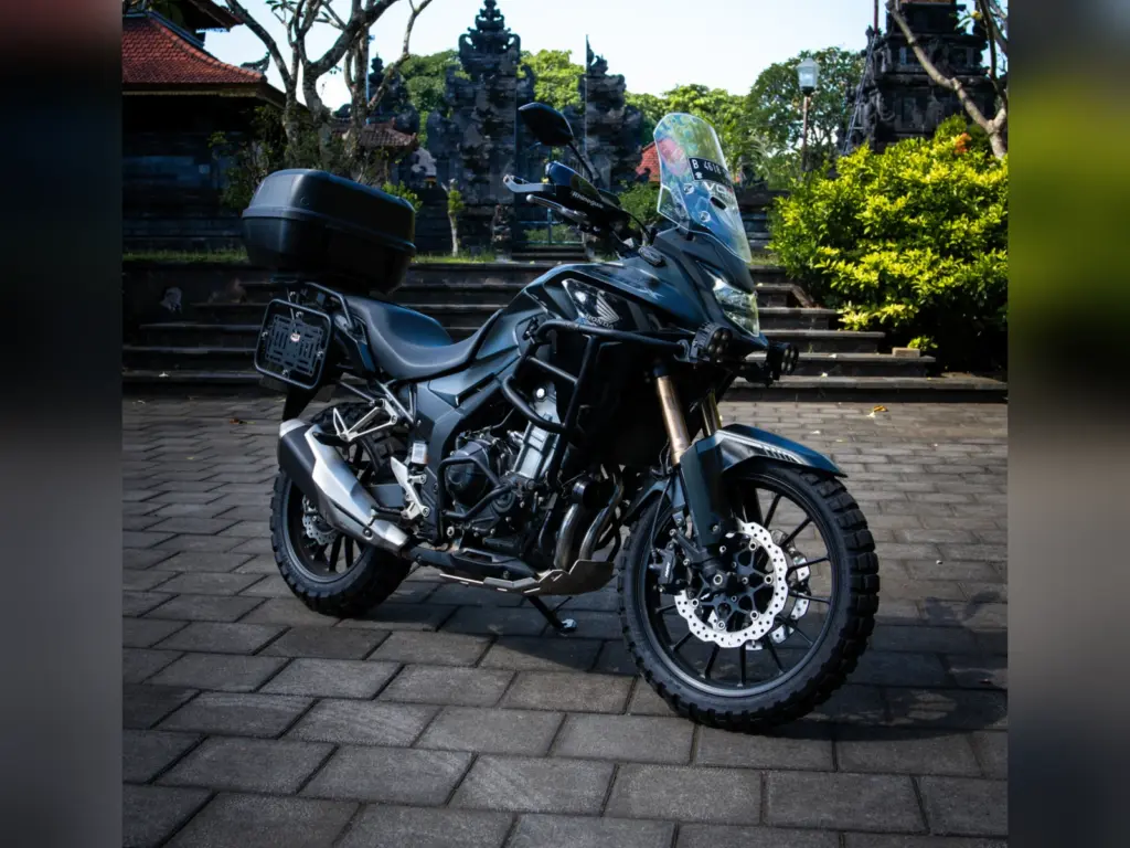 Honda CB500X Black rental Bali