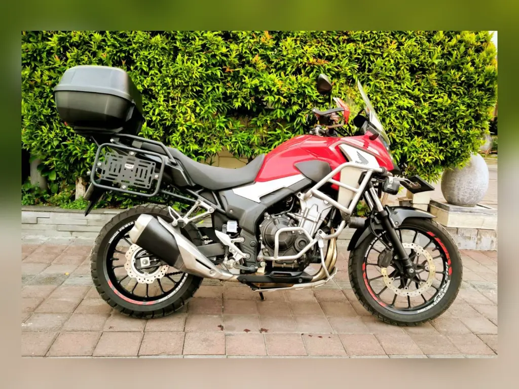 Honda CB500X Red rental Bali